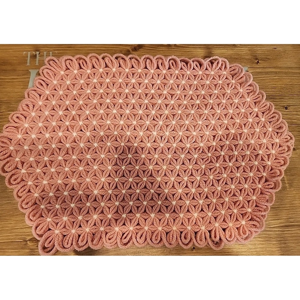 Vintage 2 Hand Crochet Pink And White Placemats‎